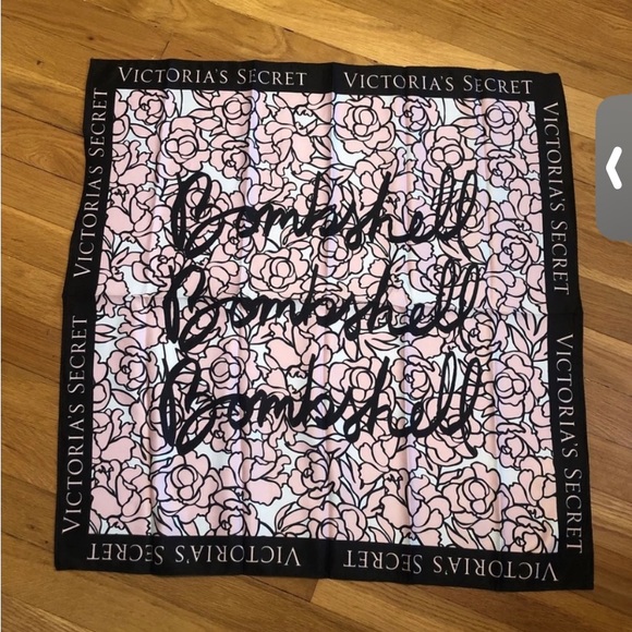 Victorias Secret Bombshell Scarf Wrap - Picture 1 of 4